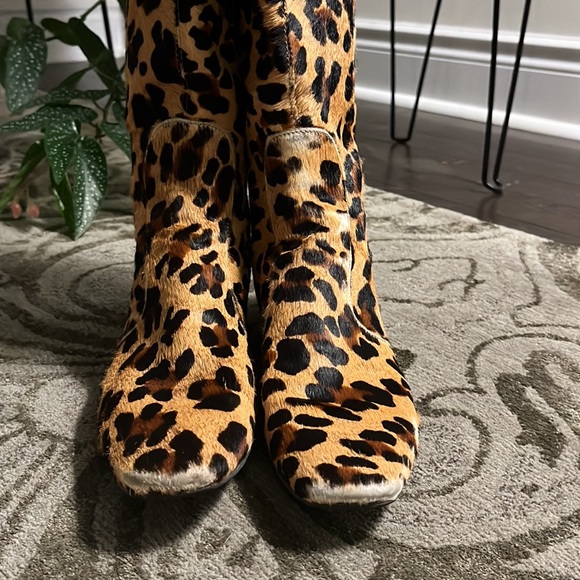 GUC Tory Burch pony hair boot - Picture 5 of 11